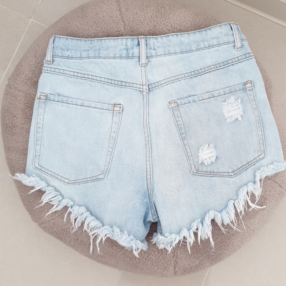 Shorts - Picture 2 of 2